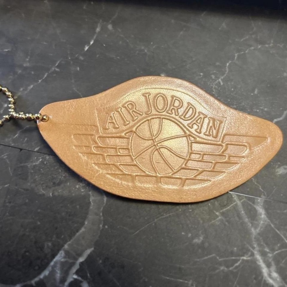 Just Don x Air Jordan Tan Leather Wings Hangtag Keychain Vachetta Tan Gold Chain - Picture 2 of 5